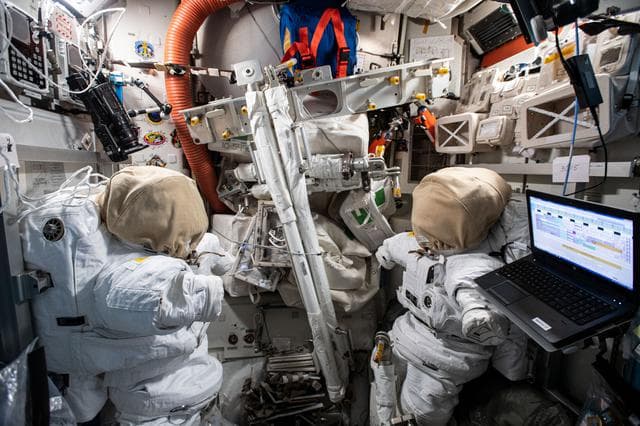 NASA image: iss064e015374