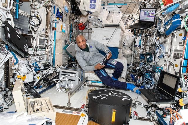 NASA image: iss064e020119