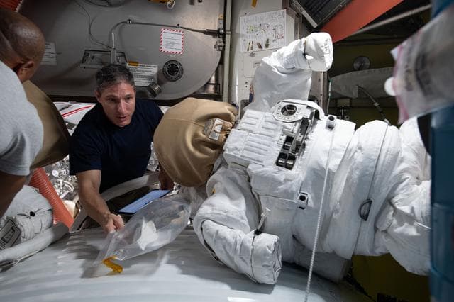 NASA image: iss064e023961