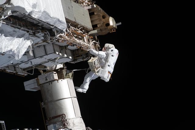 NASA image: iss064e027247