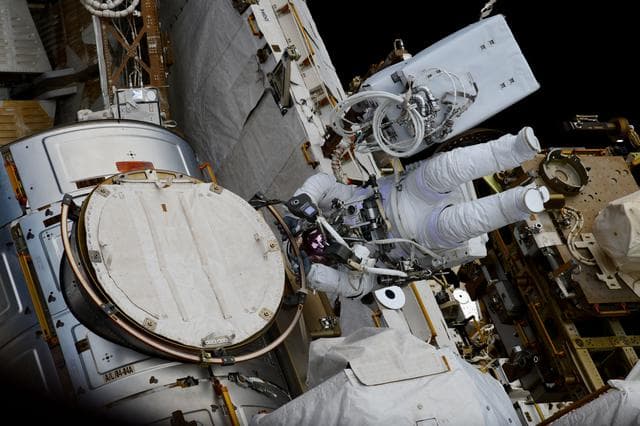 NASA image: iss064e027402