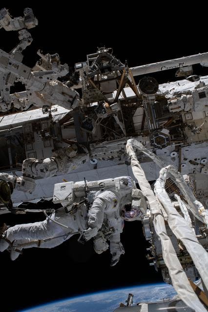 NASA image: iss064e027452