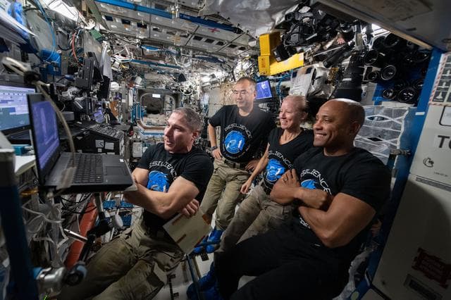 NASA image: iss064e029574