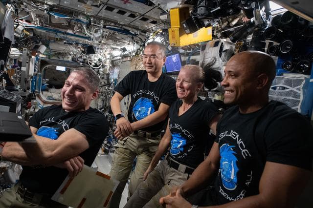 NASA image: iss064e029583