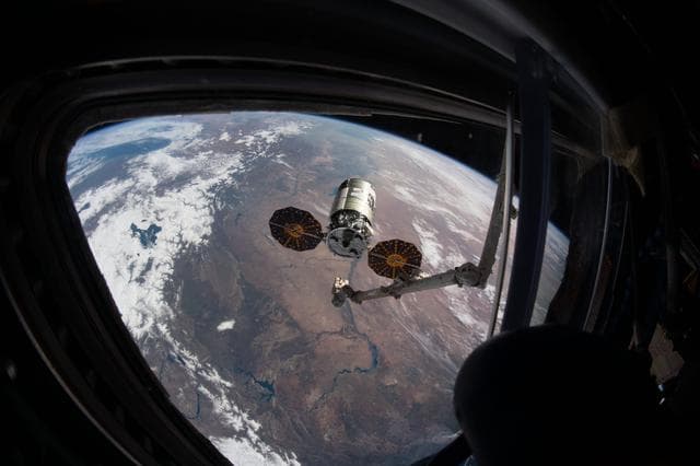 NASA image: iss064e036104