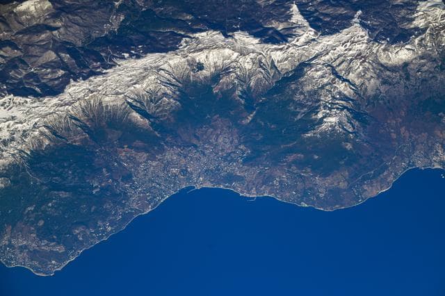 NASA image: iss064e037444