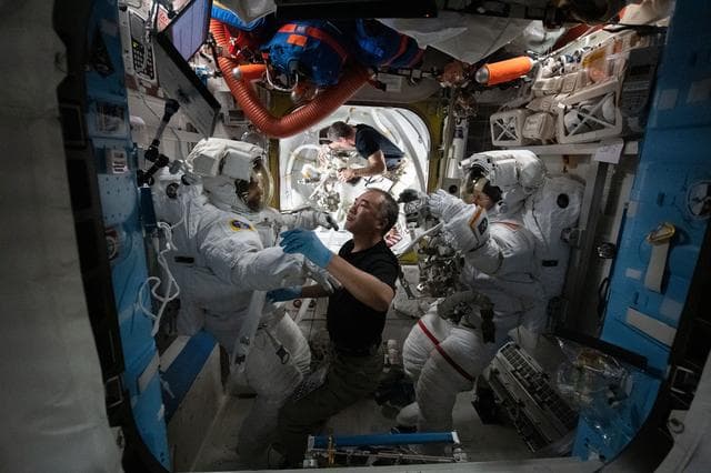 NASA image: iss064e038567