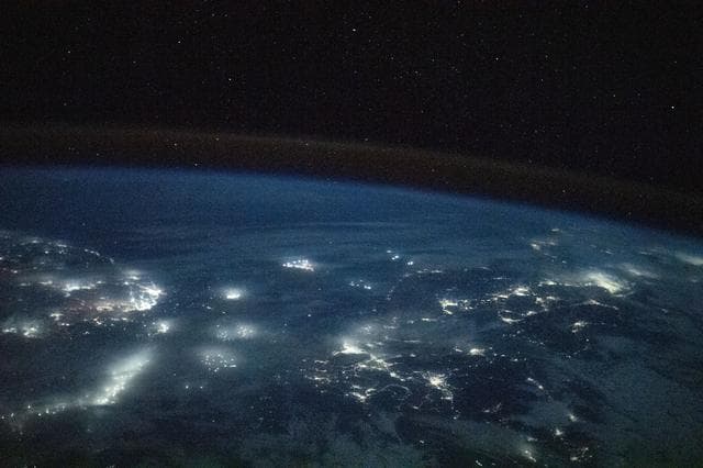 NASA image: iss064e039403