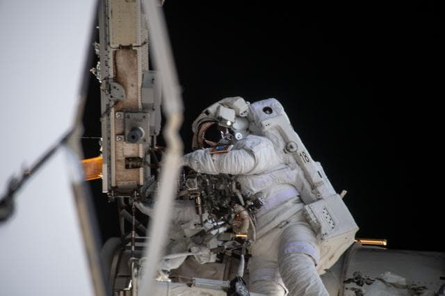 NASA image: iss064e039894