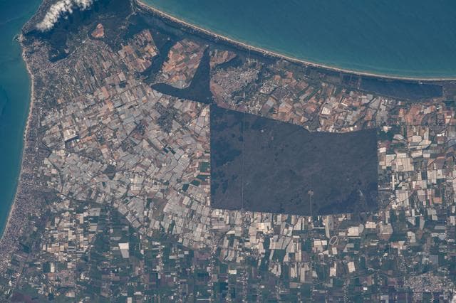 NASA image: iss064e051271