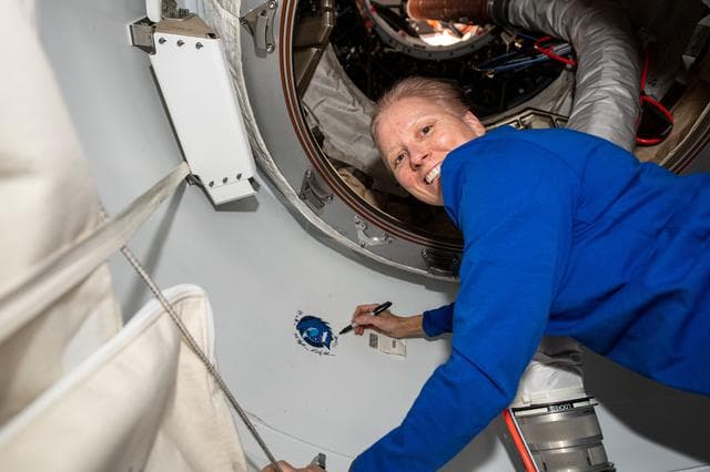 NASA image: iss064e052207