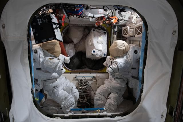 NASA image: Cygnus Cargo Ops