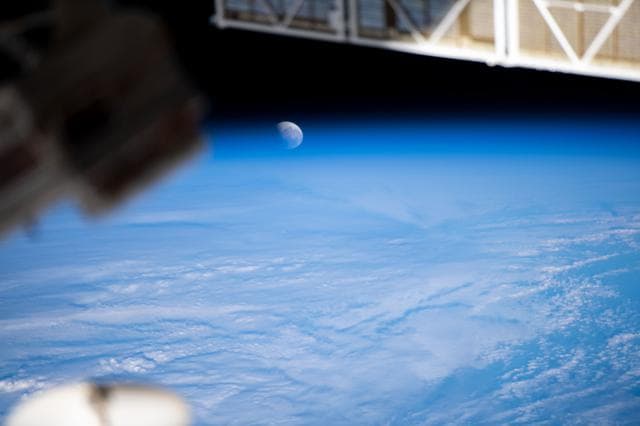 NASA image: iss065e074523