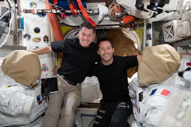 NASA image: iss065e081306