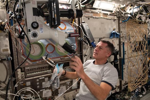 NASA image: iss065e081518