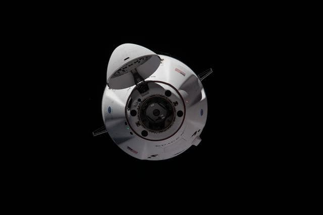 NASA image: iss065e087366