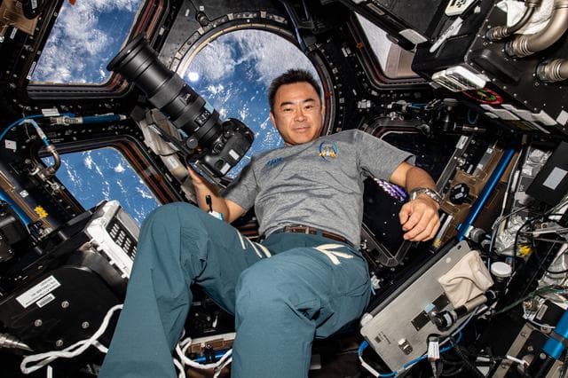 NASA image: iss065e110749