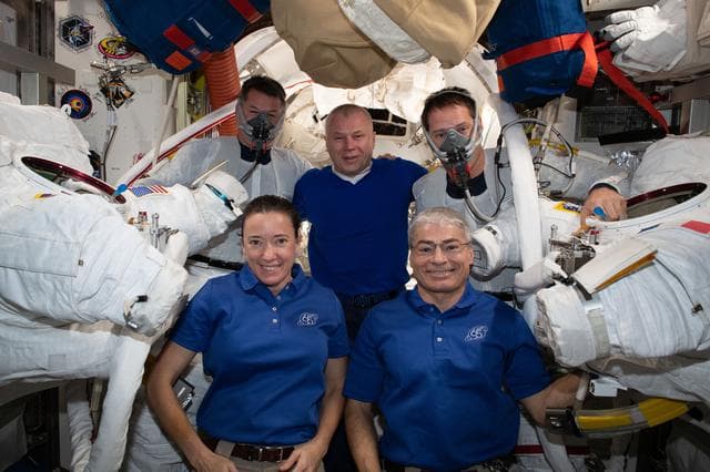 NASA image: iss065e118688