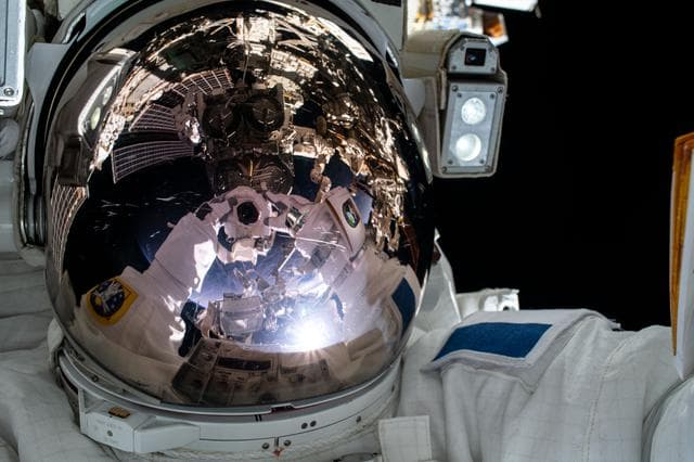 NASA image: iss065e120871