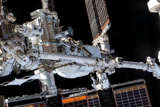 NASA image: iss065e144314