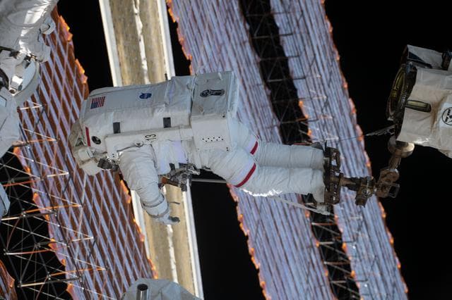 NASA image: iss065e146916