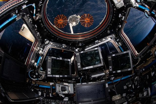 NASA image: iss065e154254
