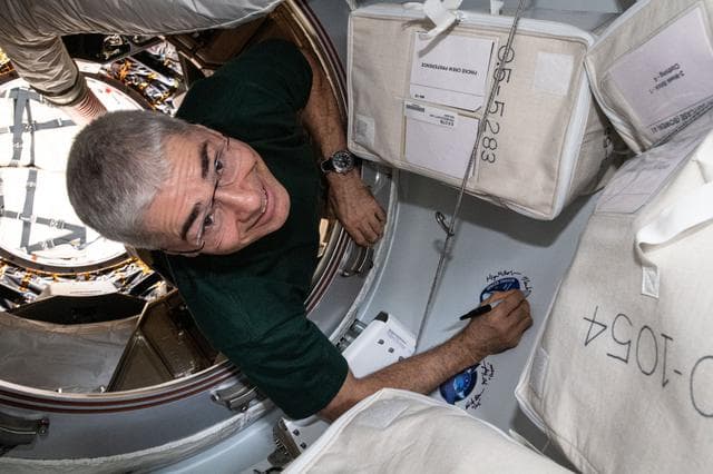 NASA image: iss065e162500