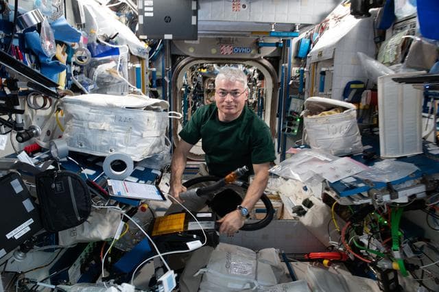 NASA image: iss065e163239