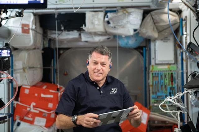 NASA image: iss065e208537