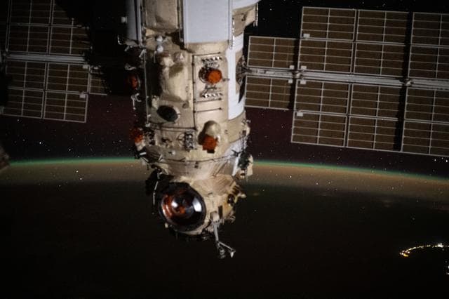 NASA image: iss065e213046