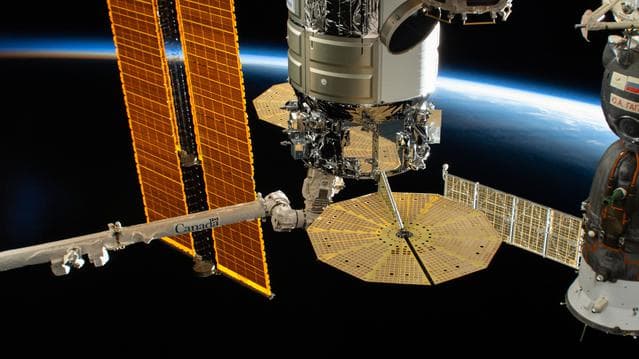 NASA image: iss065e238807