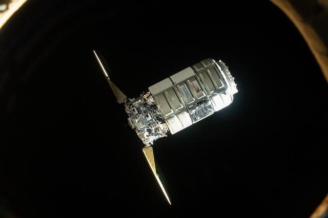 NASA image: iss065e238852