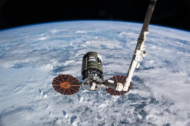 NASA image: iss065e241374