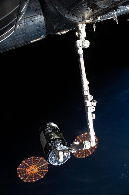 NASA image: iss065e241403