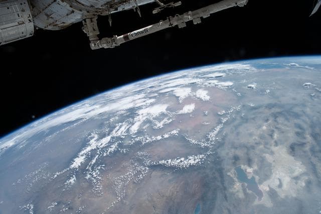 NASA image: iss065e258021