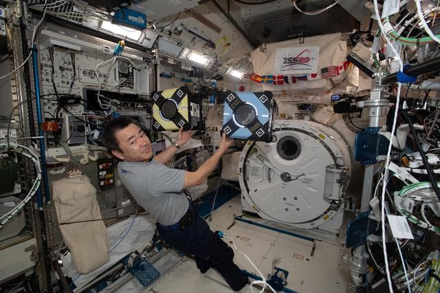 NASA image: iss065e319330