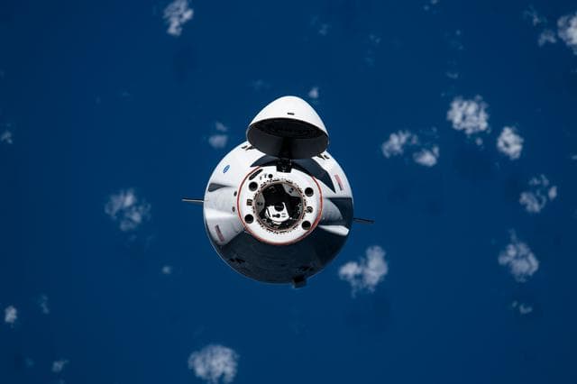 NASA image: iss065e327840