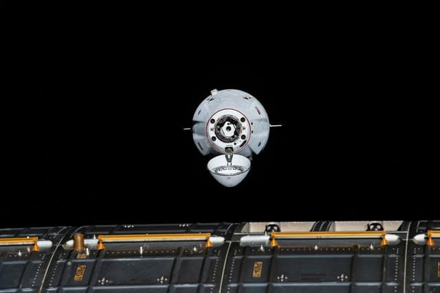 NASA image: iss065e333824