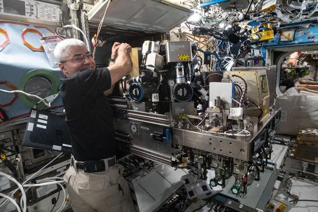 NASA image: iss065e369799