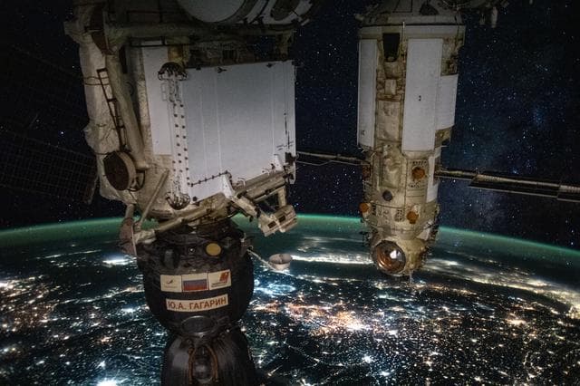 NASA image: iss065e370839