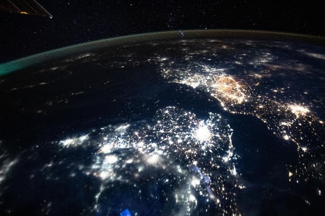 NASA image: iss065e385457