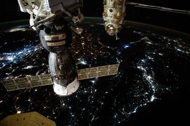 NASA image: iss065e385496