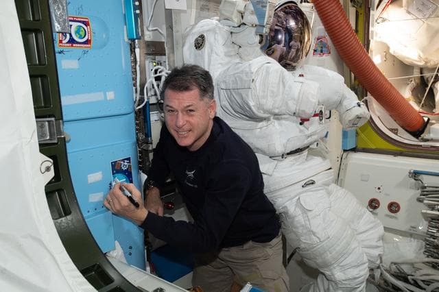 NASA image: iss065e389550