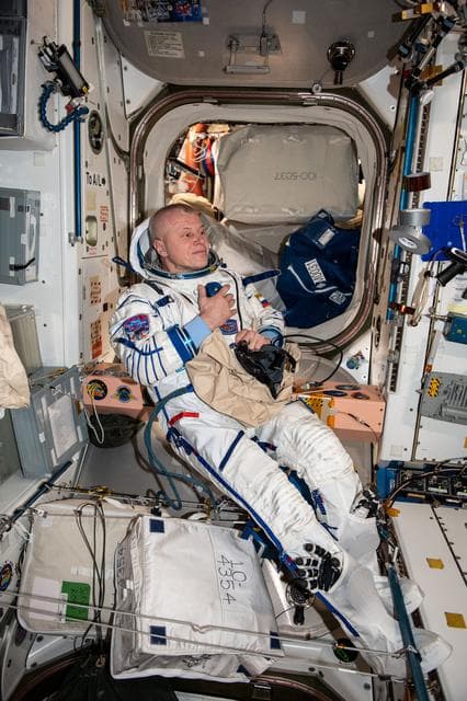 NASA image: iss065e398696