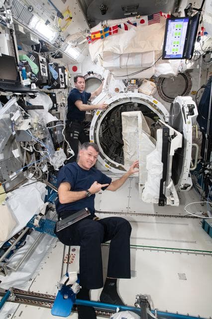 NASA image: iss065e430900