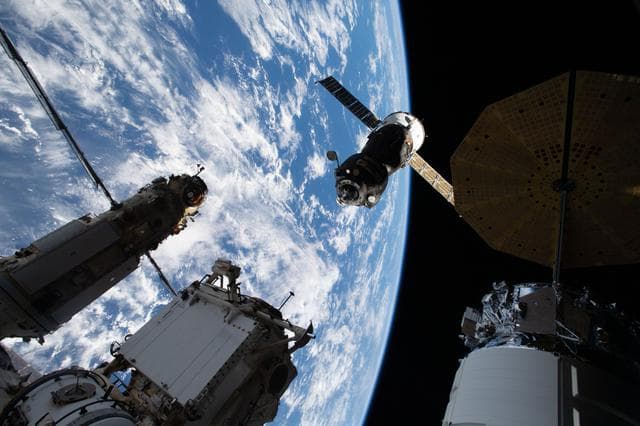 NASA image: iss065e431430