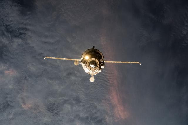 NASA image: iss065e441937