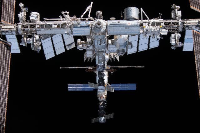 NASA image: iss066e080712