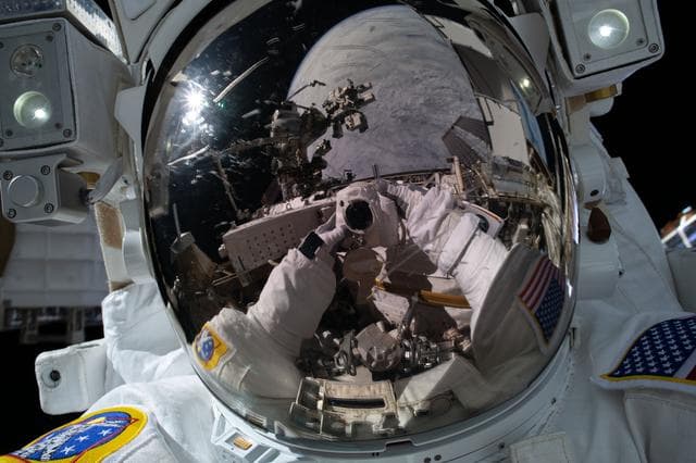 NASA image: iss066e085978