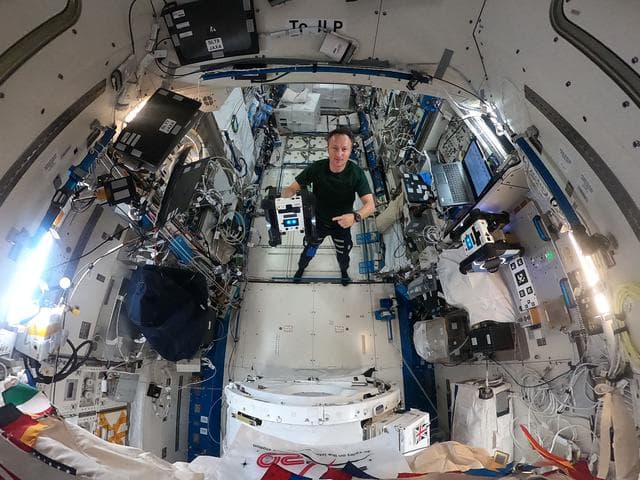 NASA image: iss066e087003